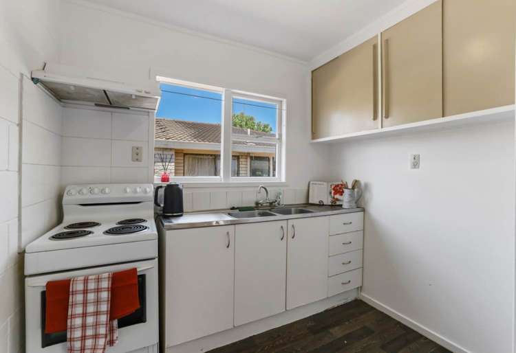 2/17 Woolfield Road Papatoetoe_5