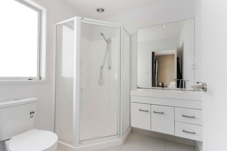 1 Marcus Way Brookfield_23