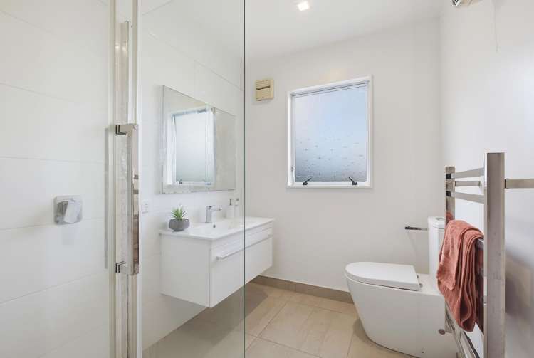 69B Chamberlain Road Karori_14