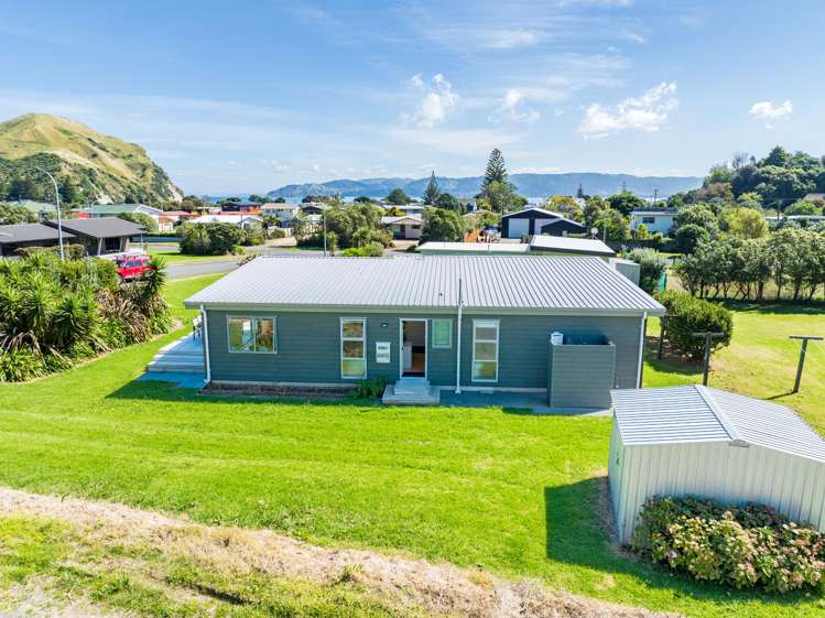 3 Mahia Heights Drive Māhia Beach_21