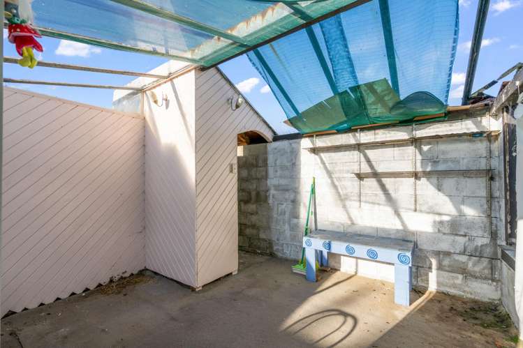 141 Catherine Street Windsor_17