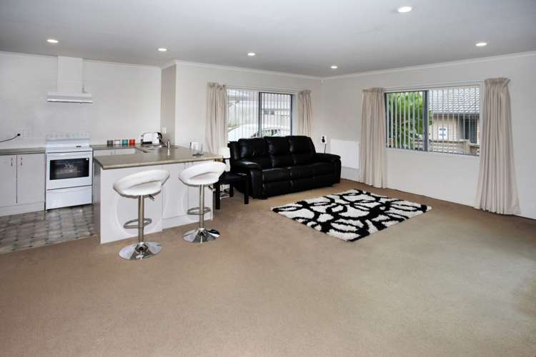 5/271 Queen Street Pukekohe_8