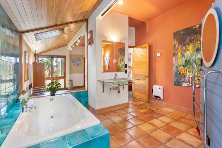 75 Saint Albans Street Saint Albans_11