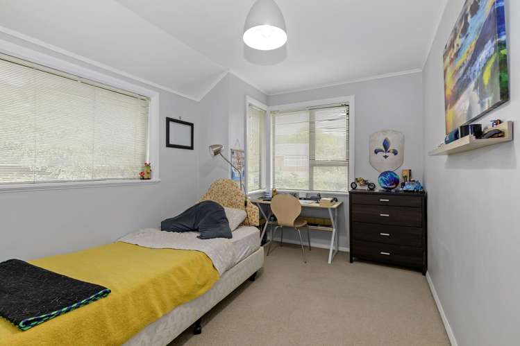 13 Wilkie Crescent Naenae_12