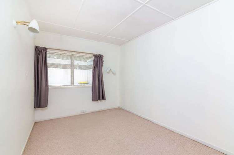 64 Royal View Road Te Atatu South_6