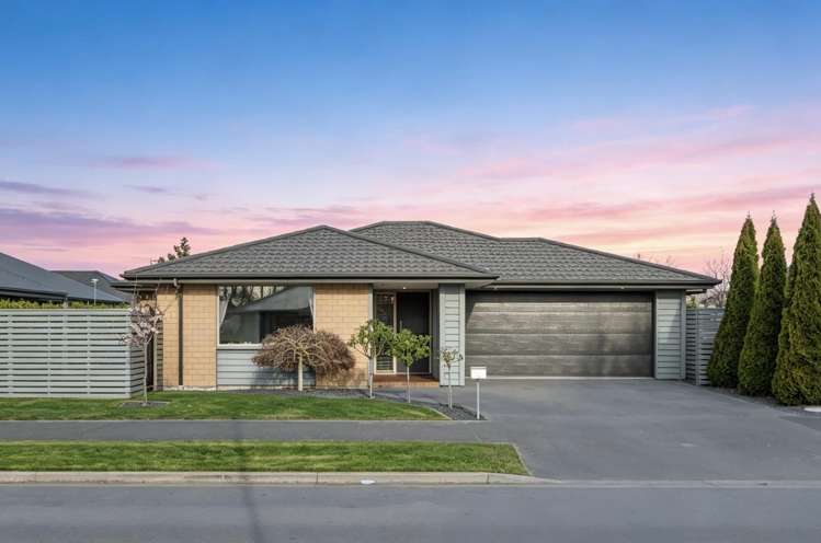 77 Whincops Road_0