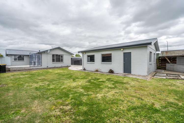 75 Glenalmond Crescent Rockdale_21