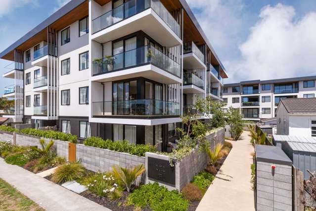 104/8 Lake Pupuke Drive Takapuna_1