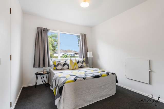 2/11 Cameron Street Papakura_4