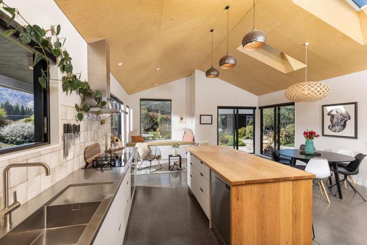 5 Loach Road Hawea Flat_9