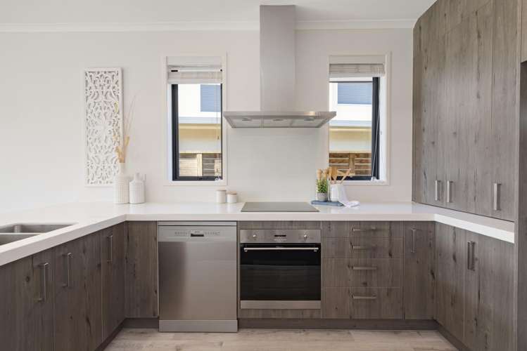 99b Awataha Crescent Pyes Pa_10