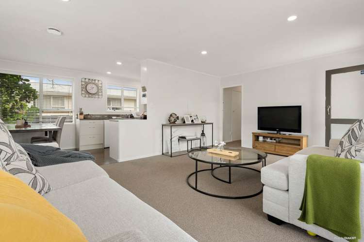 24 Camphora Place Ranui_7