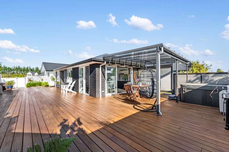 30 Raymond Grace Avenue_3