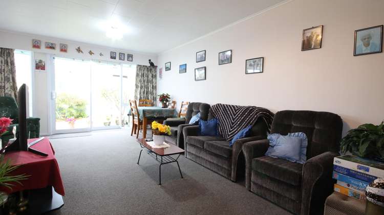 1/44 Fulton Street Gladstone_5