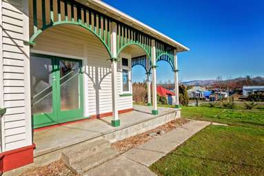 2 and 4 Laura Street_2