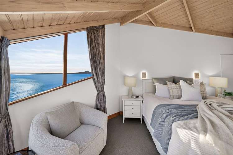 153 Beach Road Castor Bay_30