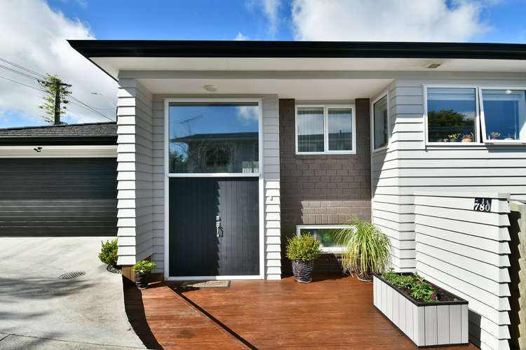 780 East Coast Road Oteha_20