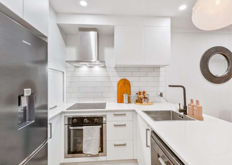 32 Wharara Lane Massey_3