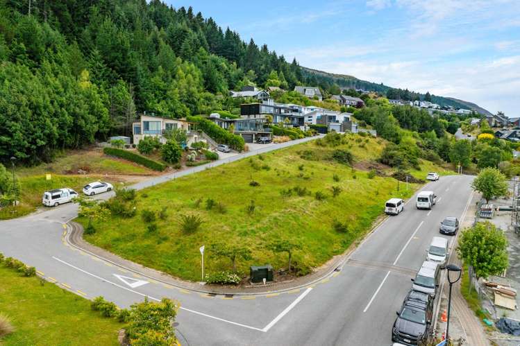 2-10 Saint Georges Avenue Queenstown_2