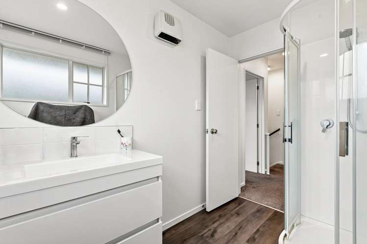 2/23 Montclare Avenue Ilam_12