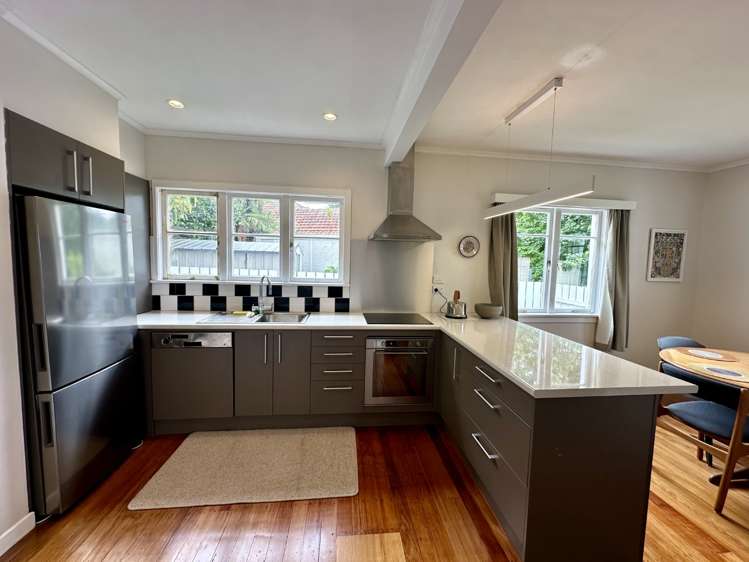 5 Walker Crescent Whau Valley_14