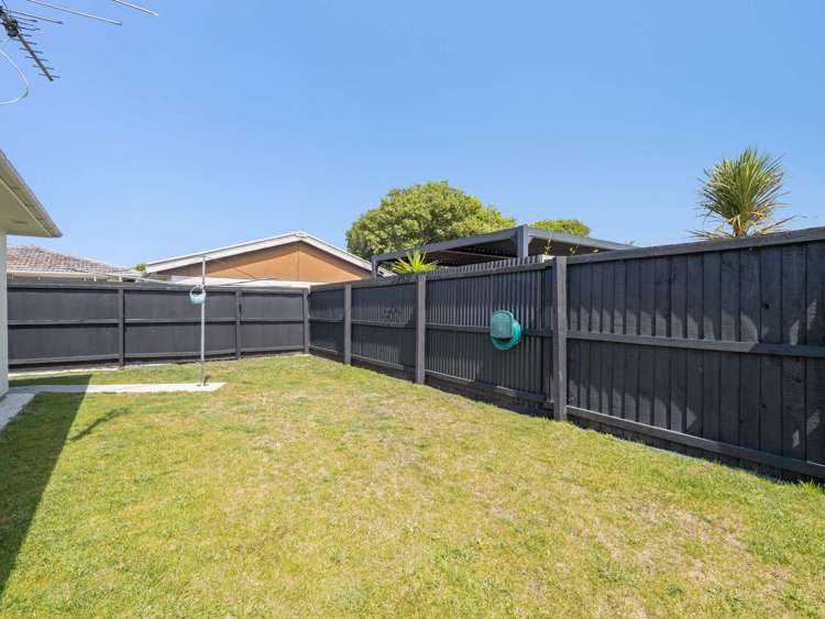 2/161 Beach Road North New Brighton_19