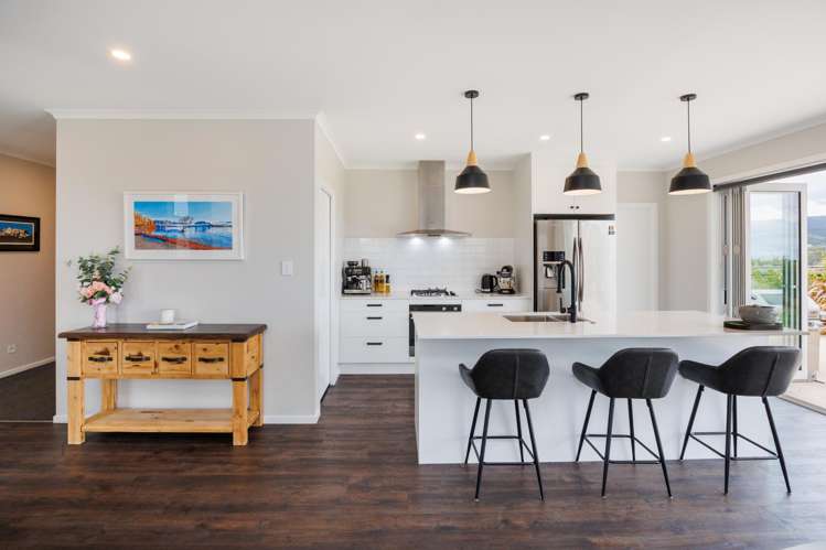 16 Cyprus Place Fitzherbert_6