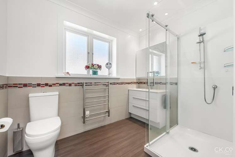 10 Tui Street Alicetown_12