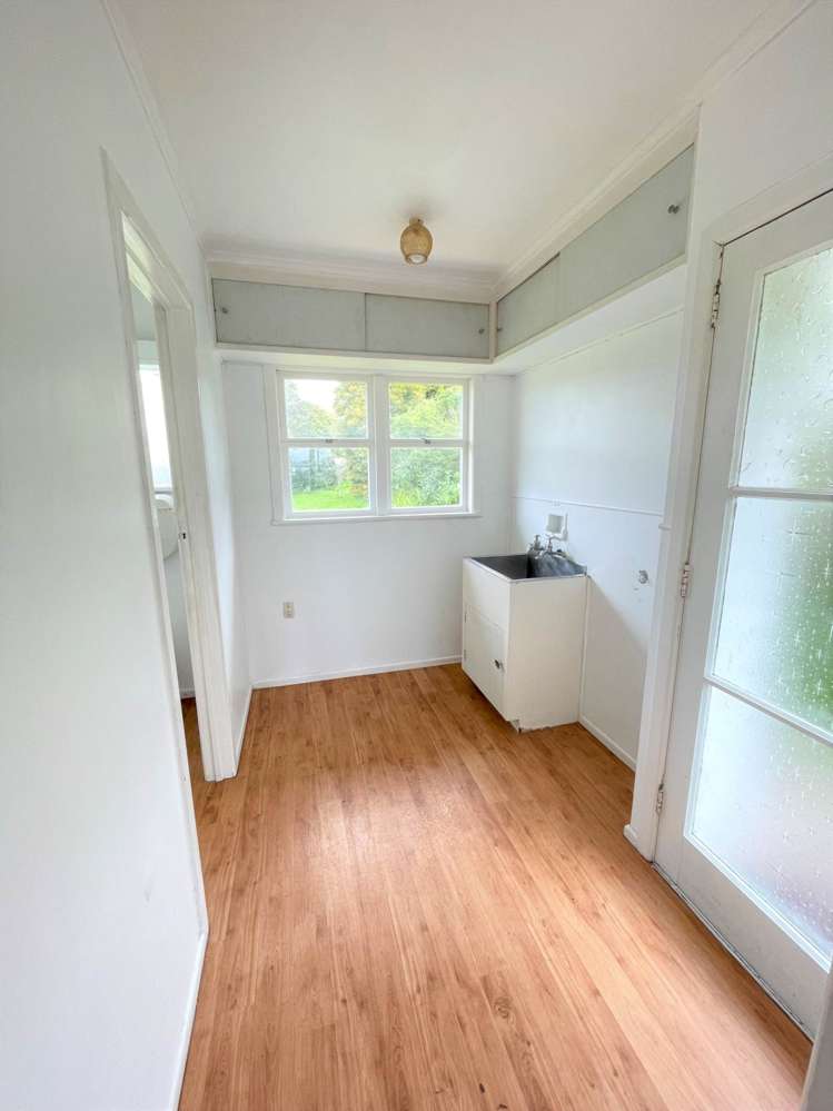 79 Willerton Avenue New Lynn_16