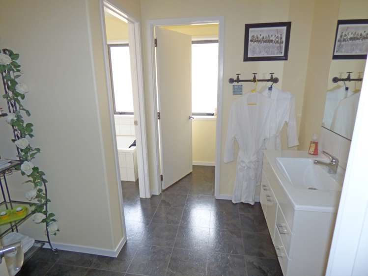 12 Lowburn Terrace Cromwell_12