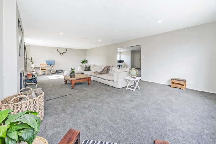 24 North Terrace Darfield_14