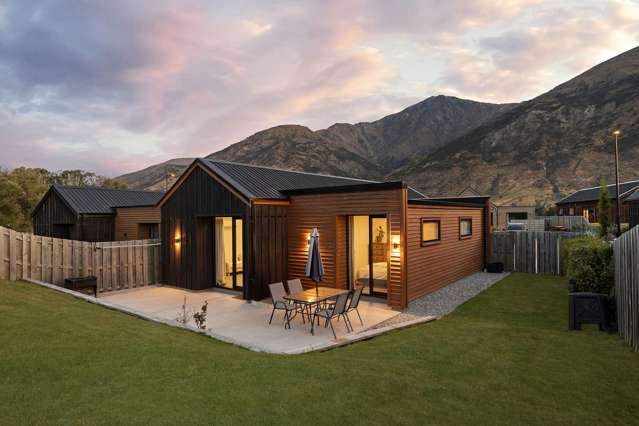 9 Huxley Place Dalefield/Wakatipu Basin_4