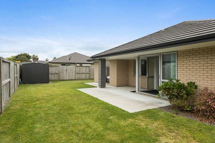 8 Eastbank Drive Katikati_11