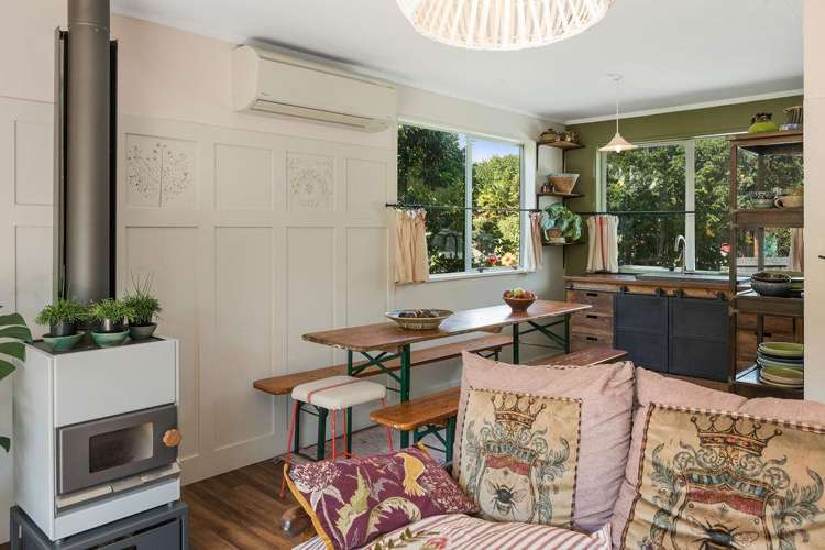 2 Adela Stewart Drive Athenree_11