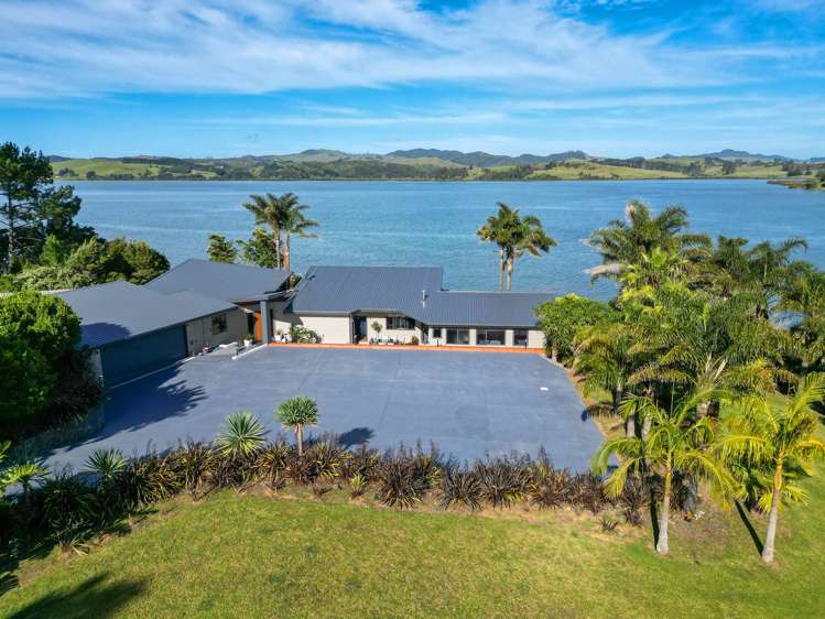 10 Waterfront Drive Mangonui_3