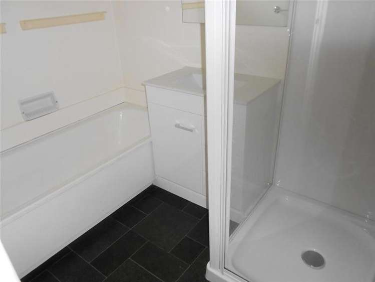 12 Griffiths Grove Newlands_5