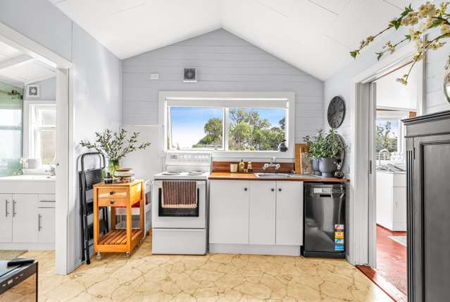 102 Pacific Drive Southbridge_4