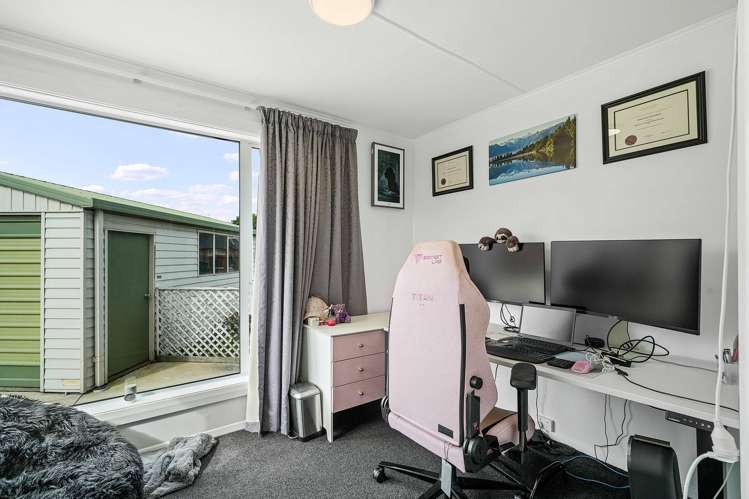 3 Portsmouth Street Aranui_5