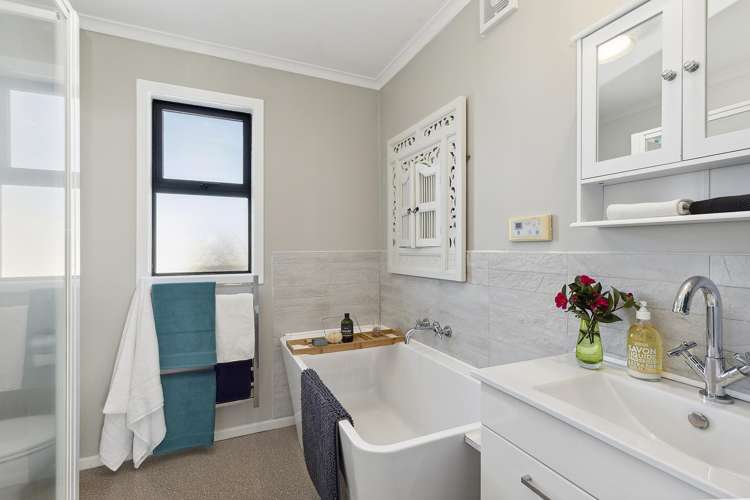 40 Seatoun Heights Road Seatoun_23