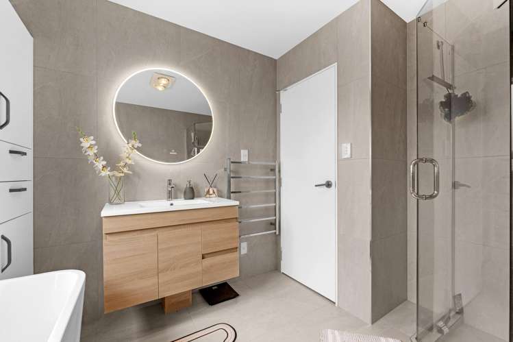 80B KAHUI PARADE Karaka_16