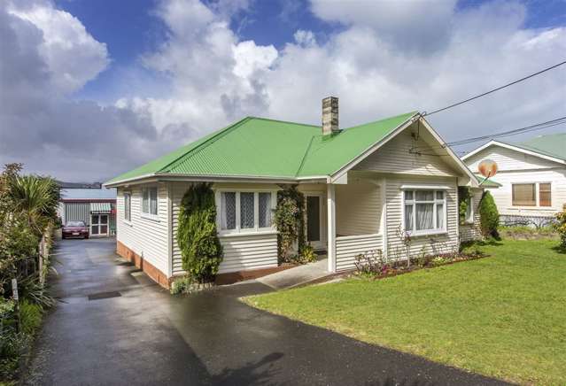 191 Sutherland Road Lyall Bay_1