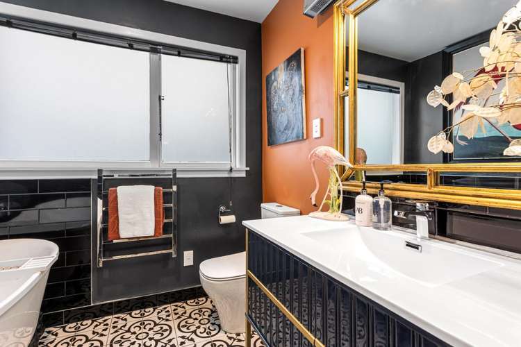 110 Idris Road Bryndwr_22