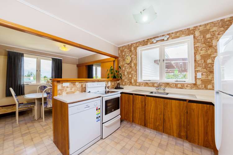 5 Maui Pomare Street Blockhouse Bay_7