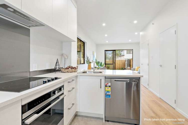 11/54 Swanson Road Henderson_4