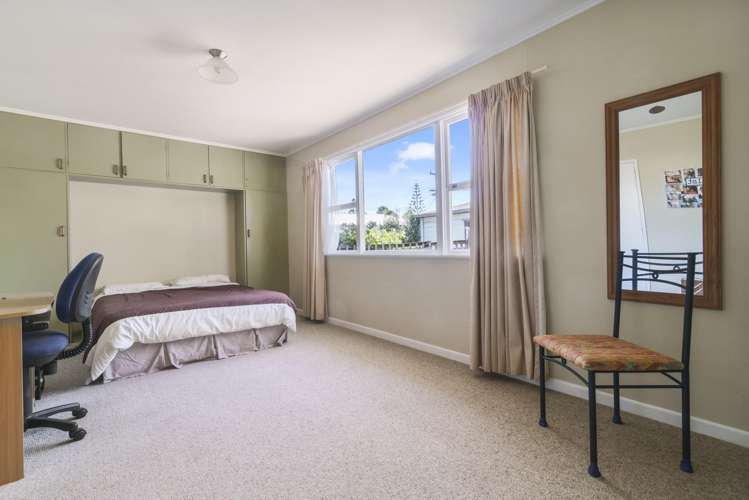 14 Renata Crescent Te Atatu Peninsula_11