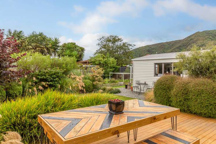 225 Riverside Drive Waterloo_12