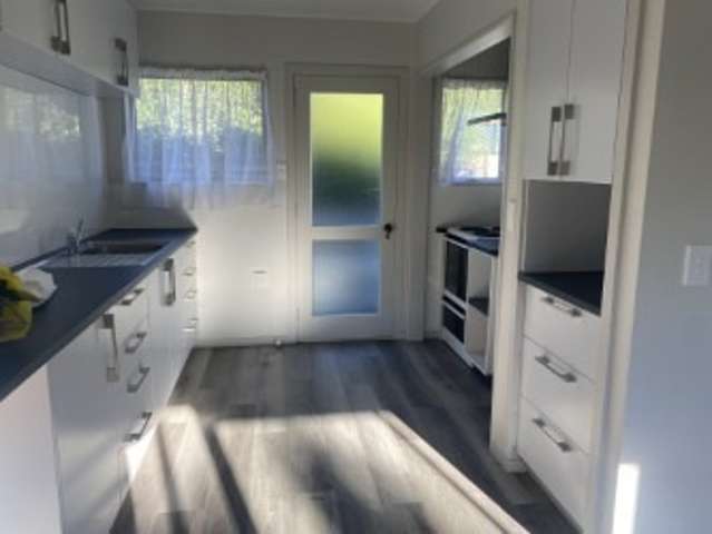 2/130 Brook Street 10818_1