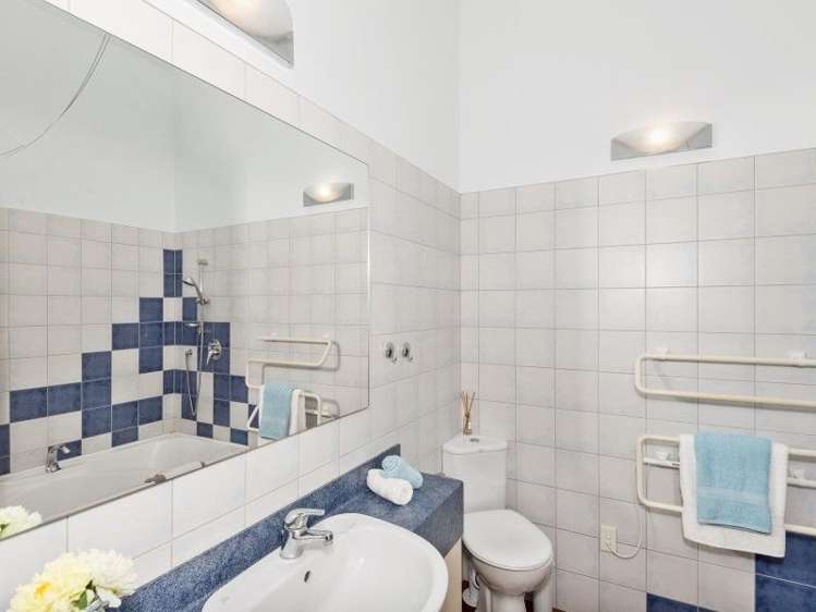 11 Queenstown Road Hillsborough_15