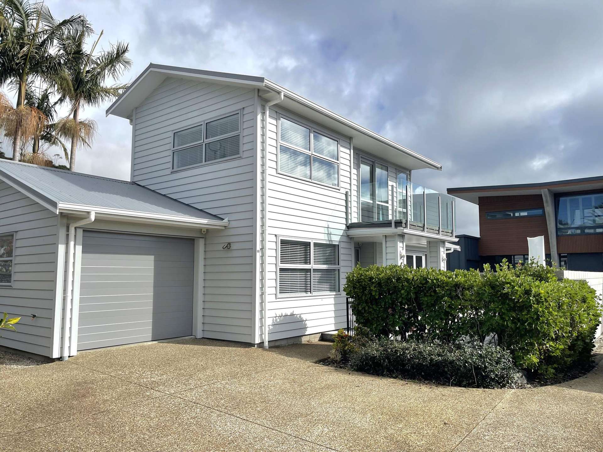 8B Beach Road Manly_0