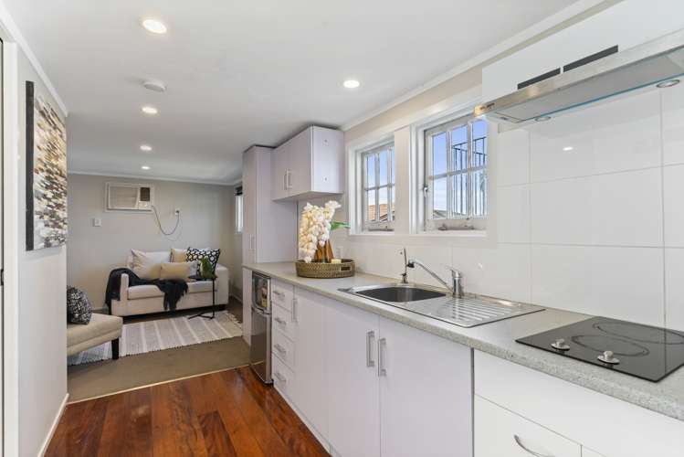 23a Stamford Park Road Mount Roskill_18